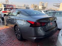 نيسان ألتيما